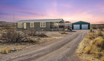 10 Seco Ct, Caballo, NM 87931