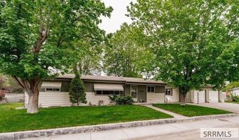 990 Hillview Dr, Blackfoot, ID 83221