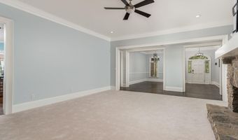 124 Westchester Dr, Macon, GA 31210