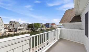 247 PINE Dr, Bayville, NJ 08721