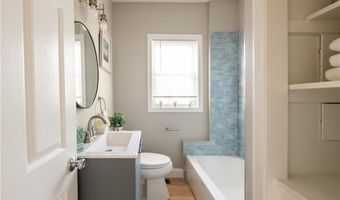 122 S Blossom St, East Providence, RI 02914