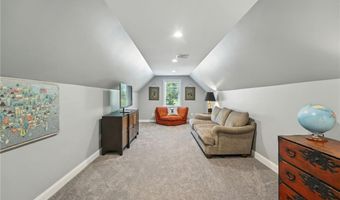 25 Rock Way, East Greenwich, RI 02818