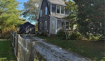 536 W Main Rd, Little Compton, RI 02837