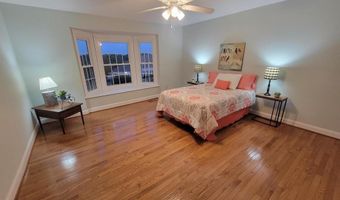 12 FOXVIEW Cir, Hockessin, DE 19707