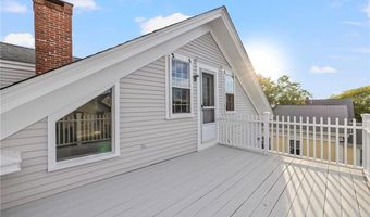 28 John St, Newport, RI 02840