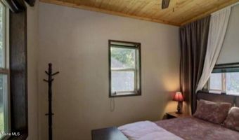 145 Cedar Dr, Bayview, ID 83803