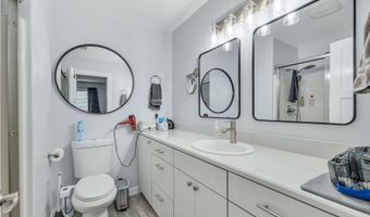 320 SOUTH St, Astoria, OR 97103