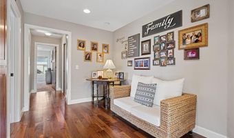 4212 Parkview Ln, Anoka, MN 55303