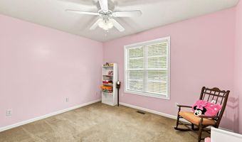 612 Seymour St, Aberdeen, NC 28315
