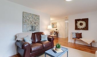 132 Oak Ridge Dr, Ayer, MA 01432