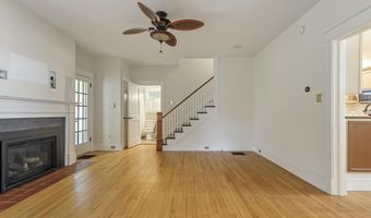 19 ELM Ter, Dover, DE 19901