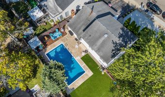 2 Lee Ct, Barnegat, NJ 08005