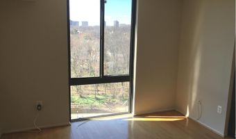4500 FOUR MILE RUN Dr 918, Arlington, VA 22204