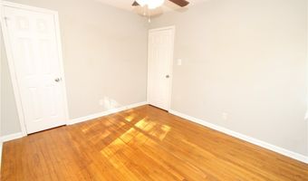 819 James St, Apex, NC 27502