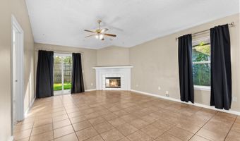 62 W 13TH St, Atlantic Beach, FL 32233