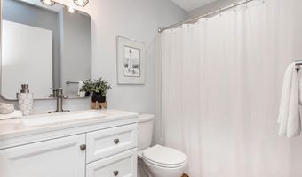 12051 GATEWATER Dr, Potomac, MD 20854