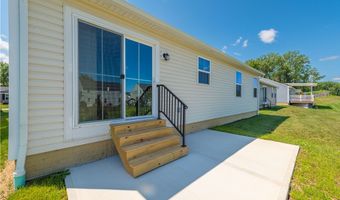 129 Eagle Cir, Amherst, OH 44001