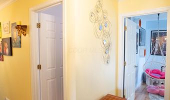 7902 Bittersweet Ct, Athens, OH 45701