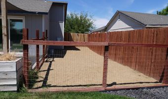 604 Jennys Ln, Fernley, NV 89408
