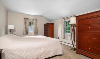 10 Roselawn Ave, North Smithfield, RI 02824