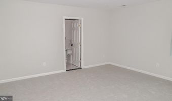 8906 CHESTNUT Ave, Bowie, MD 20720