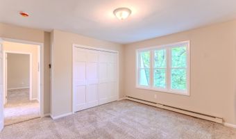13 Wawayanda Rd, Alloway, NJ 07422
