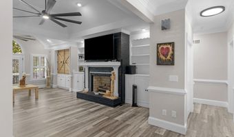 967 Five Points Rd, Barnesville, GA 30204