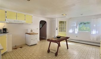 7515 Main St, Almond, NY 14804