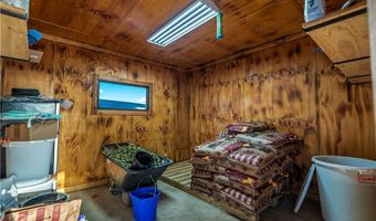 12093 Sulphur Springs Rd, Adkins, TX 78101