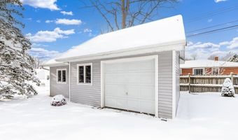 412 Frankhauser Rd, Amherst, NY 14221