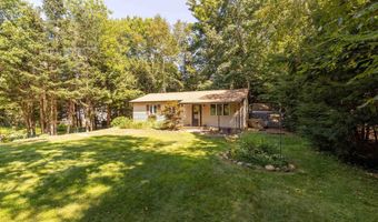 54 New London Dr, Barnstead, NH 03225