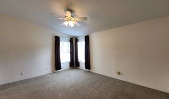 255 SE 15TH St, Bandon, OR 97411