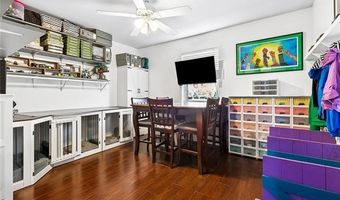 212 OCELOT Dr, Arabi, LA 70032