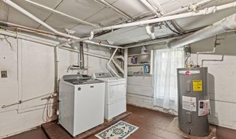 96 French St, Acton, ME 04001