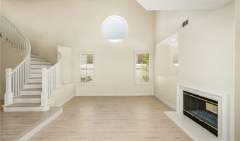 987 S Sedona Ln, Anaheim, CA 92808