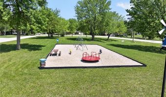 1802 Oak Knoll Dr NE, Alexandria, MN 56308