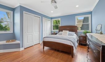 1407 N Dunton Ave, Arlington Heights, IL 60004