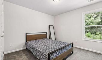 377 Station Overlook Dr, Auburn, GA 30011