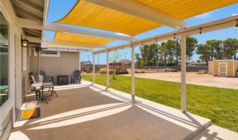 10548 Tecopa Rd, Apple Valley, CA 92308