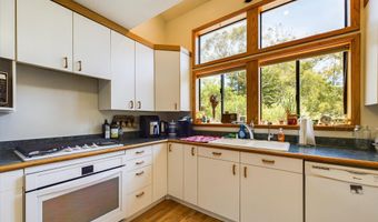 3122 St Louis Rd, Arcata, CA 95521