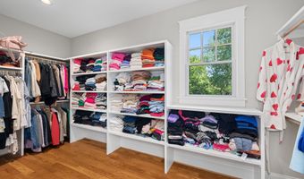 3403 JOHN MARSHALL Dr, Arlington, VA 22207