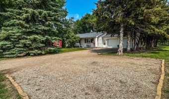 2702 NW 24th Ave, Aberdeen, SD 57401