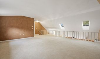 22 Cortland Cir, Bangor, ME 04401