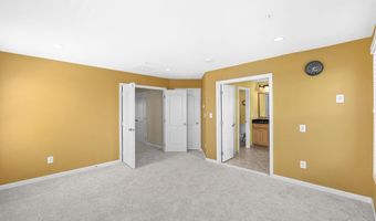 43117 SHORE Sq, Ashburn, VA 20148