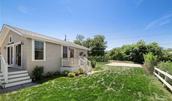 17 Goose Island Rd, Narragansett, RI 02882