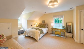 4 RIDGE Rd, Annapolis, MD 21401