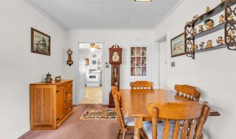 14 Larboard St, Beachwood, NJ 08722