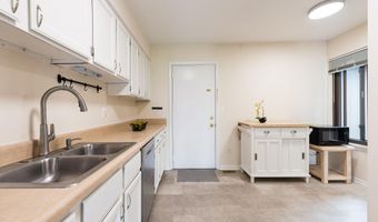 2503 Meade Ct, Ann Arbor, MI 48105