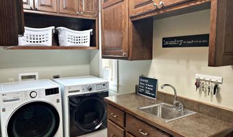 111 Apple Blossom Dr, Arkadelphia, AR 71923