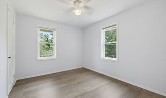 53 Prospect St, Bloomfield, CT 06002